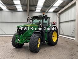 John Deere 6215