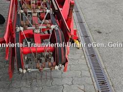 Pöttinger KR 215