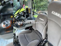 Claas AXION 830