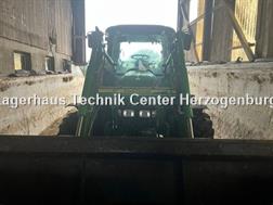 John Deere 6130