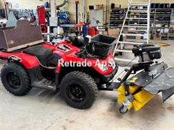 Arctic Cat 450cc med kost og Lehner 70L spreder