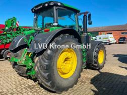 John Deere 6215