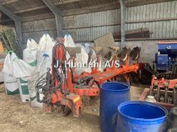 Kuhn VARI-MASTER 153 4+1