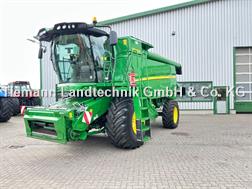 John Deere T 550