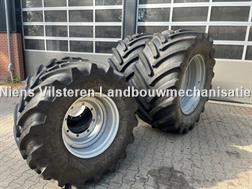 BKT 900/50r42 en 600/65r28