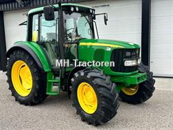 John Deere 6220