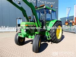 John Deere 2130