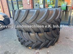 Vredestein 710/70 R42 + 600/70 R30