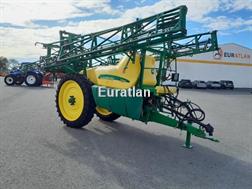 John Deere 724